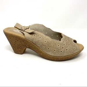 Spring Step Trixiebelle beige heeled sandals